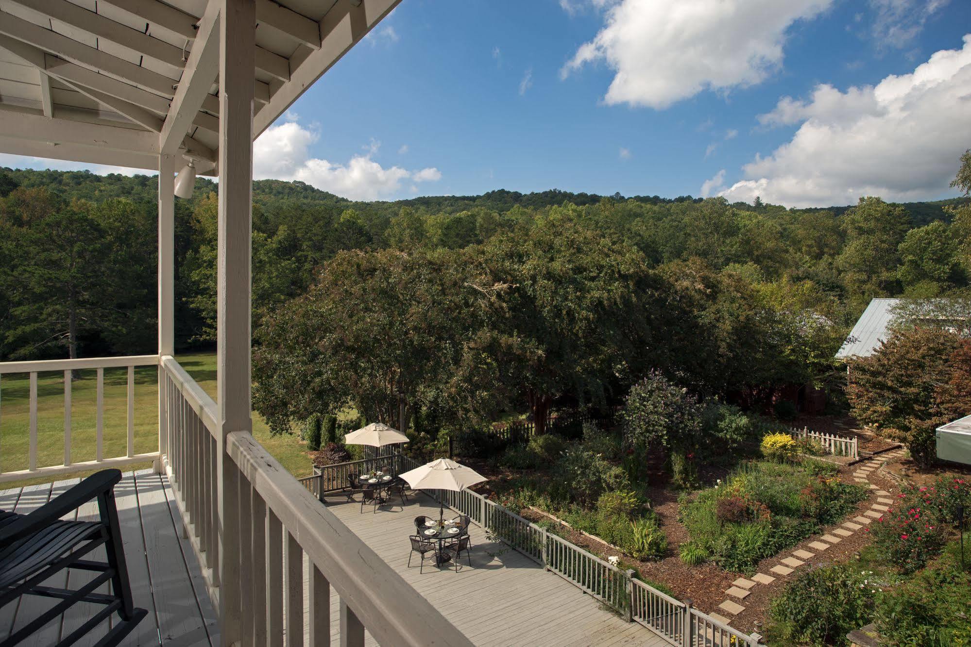 Glen-Ella Springs Hotel & Restaurant Clarkesville Экстерьер фото